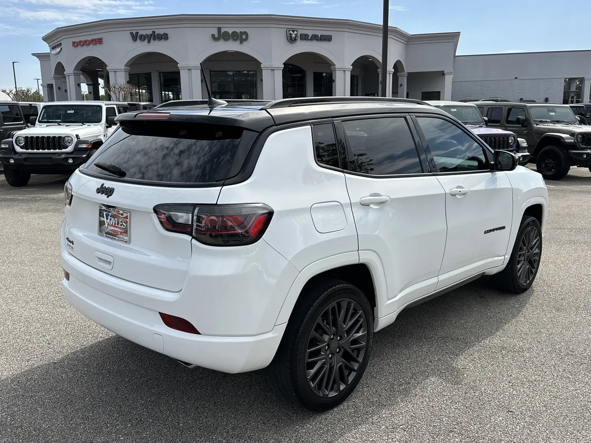 2022 Jeep Compass High Altitude thumbnail 7
