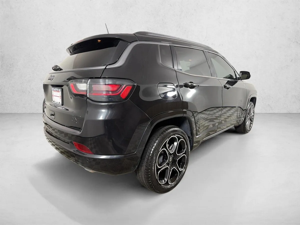2022 Jeep Compass High Altitude thumbnail 5