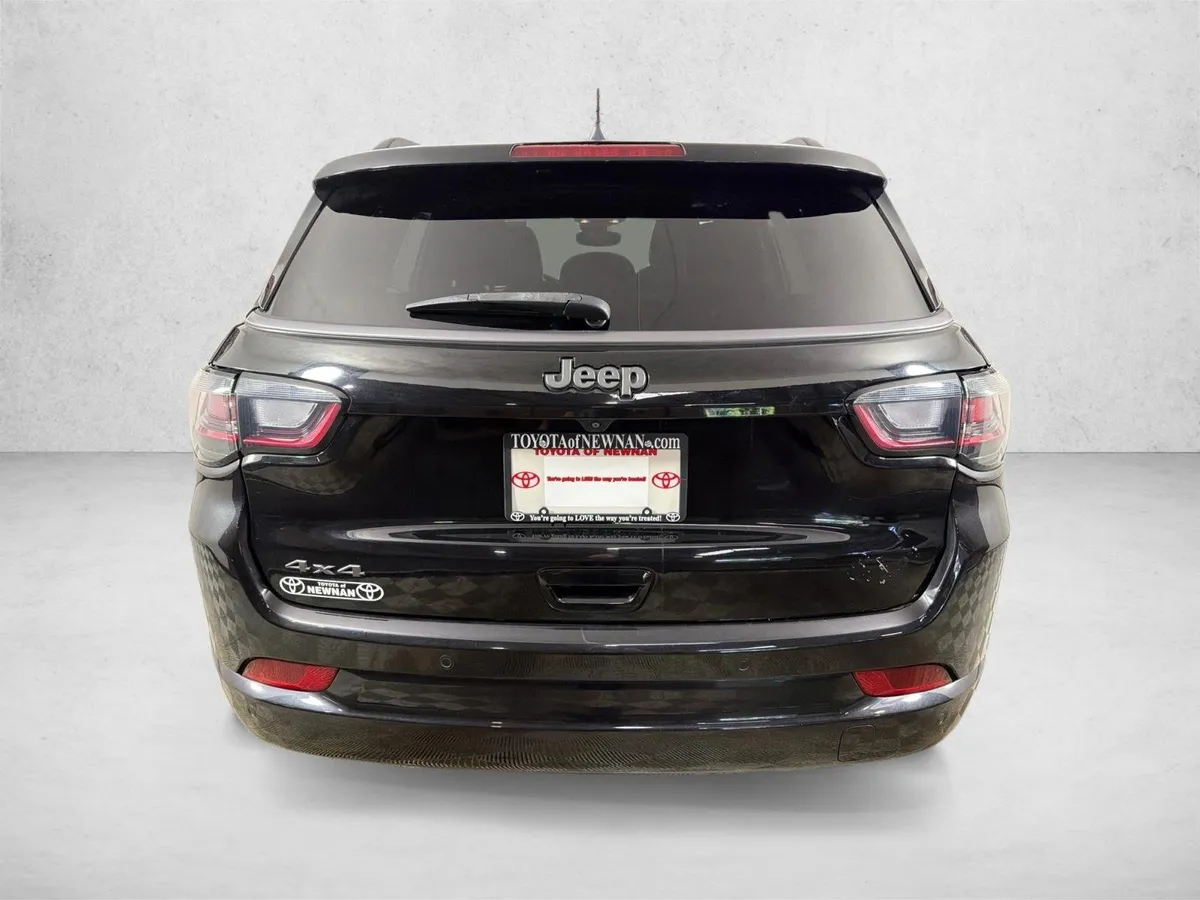 2022 Jeep Compass High Altitude thumbnail 6
