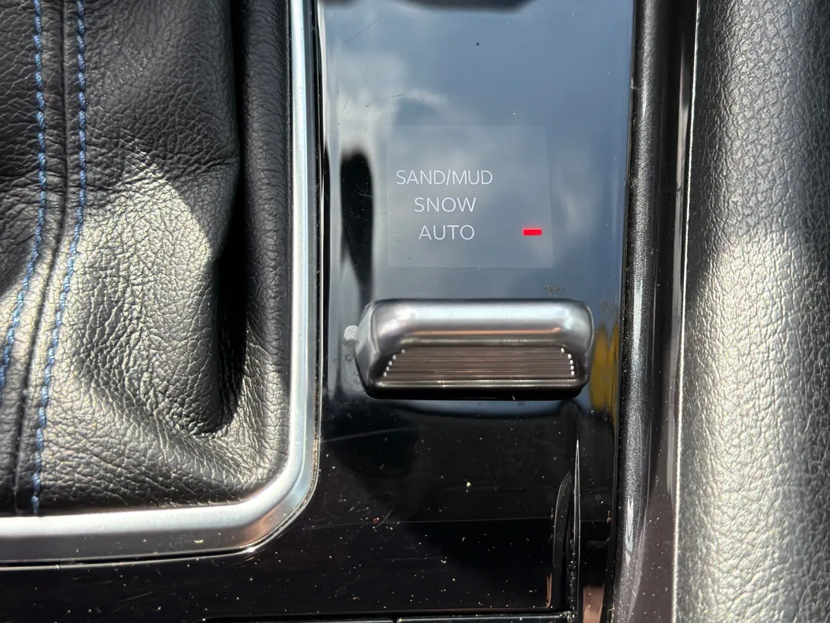 2022 Jeep Compass Latitude thumbnail 21