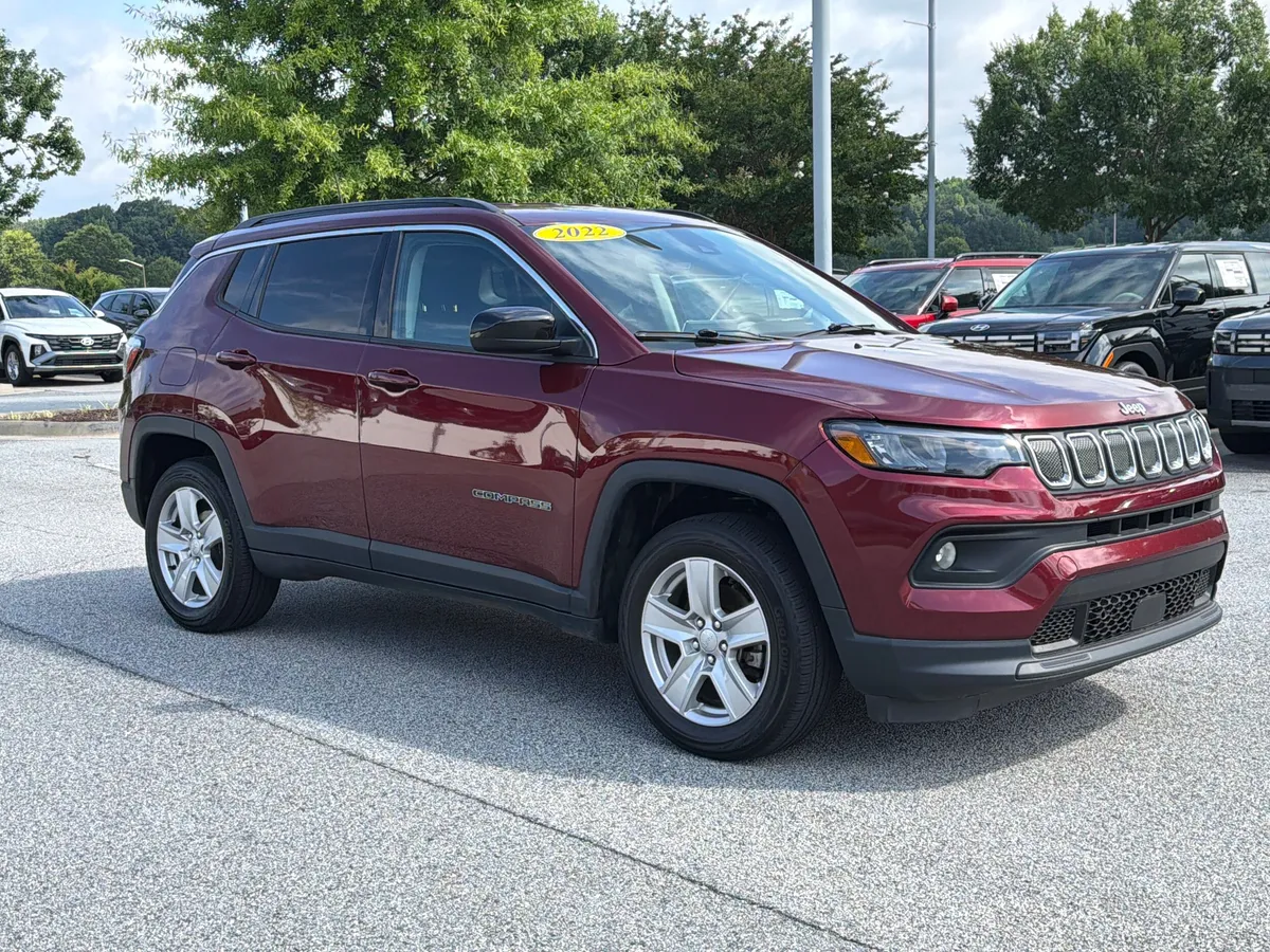 2022 Jeep Compass Latitude thumbnail 31