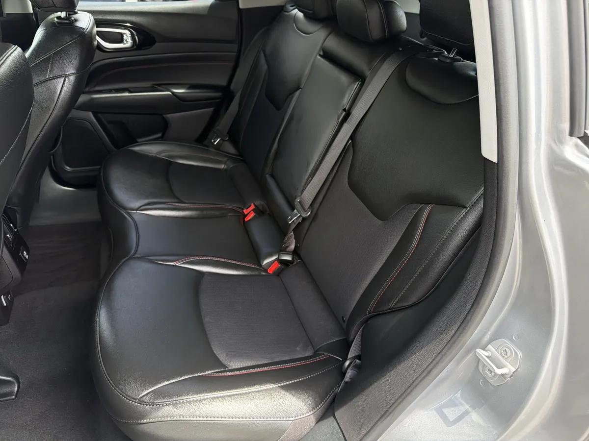 2022 Jeep Compass Trailhawk thumbnail 19