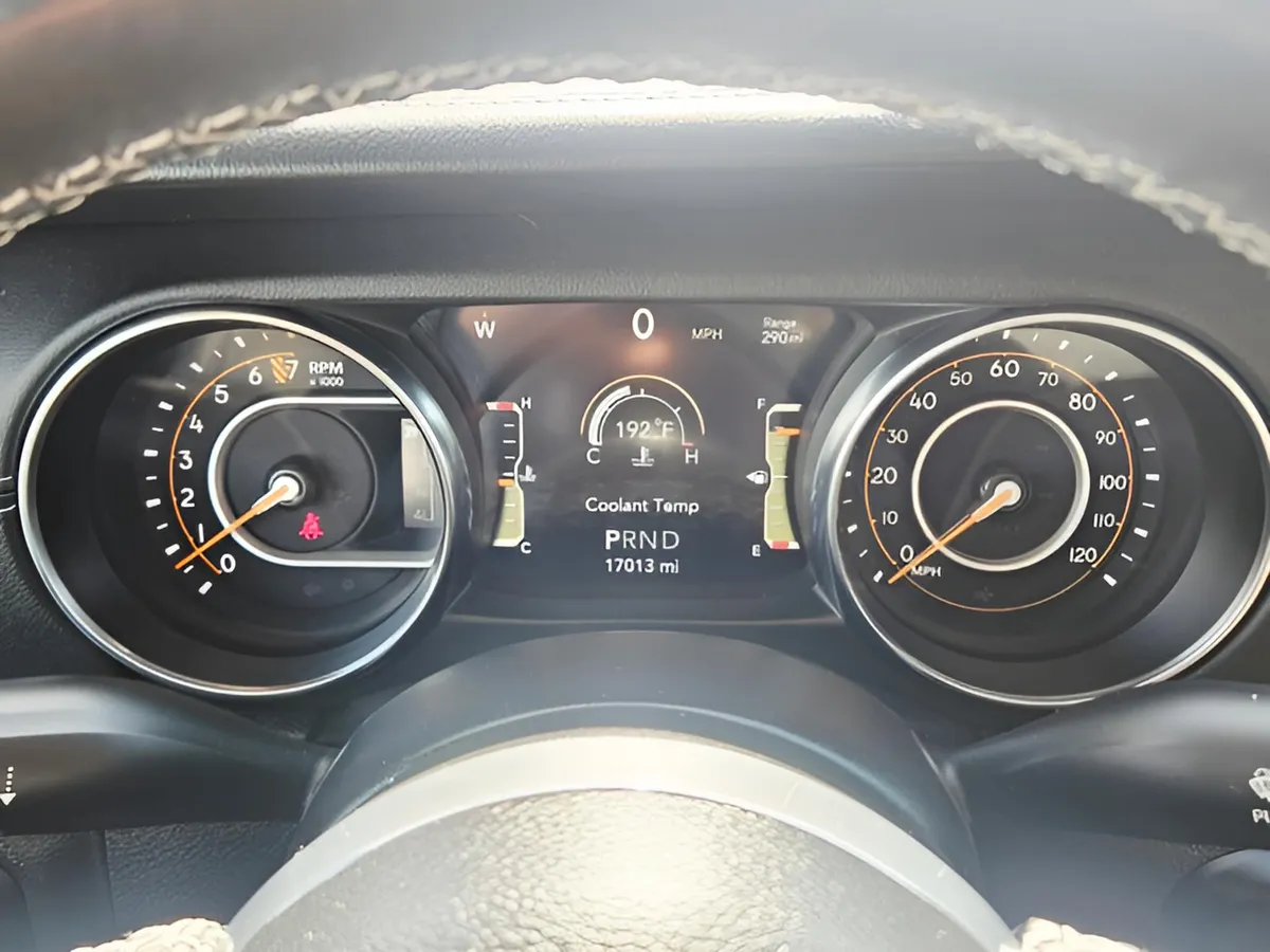 2022 Jeep Gladiator Overland thumbnail 27