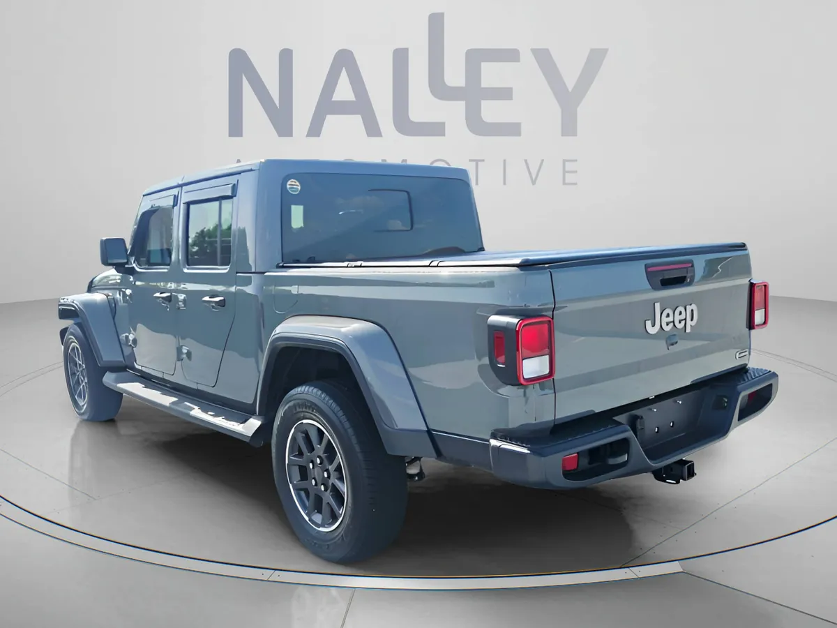 2022 Jeep Gladiator Overland thumbnail 4