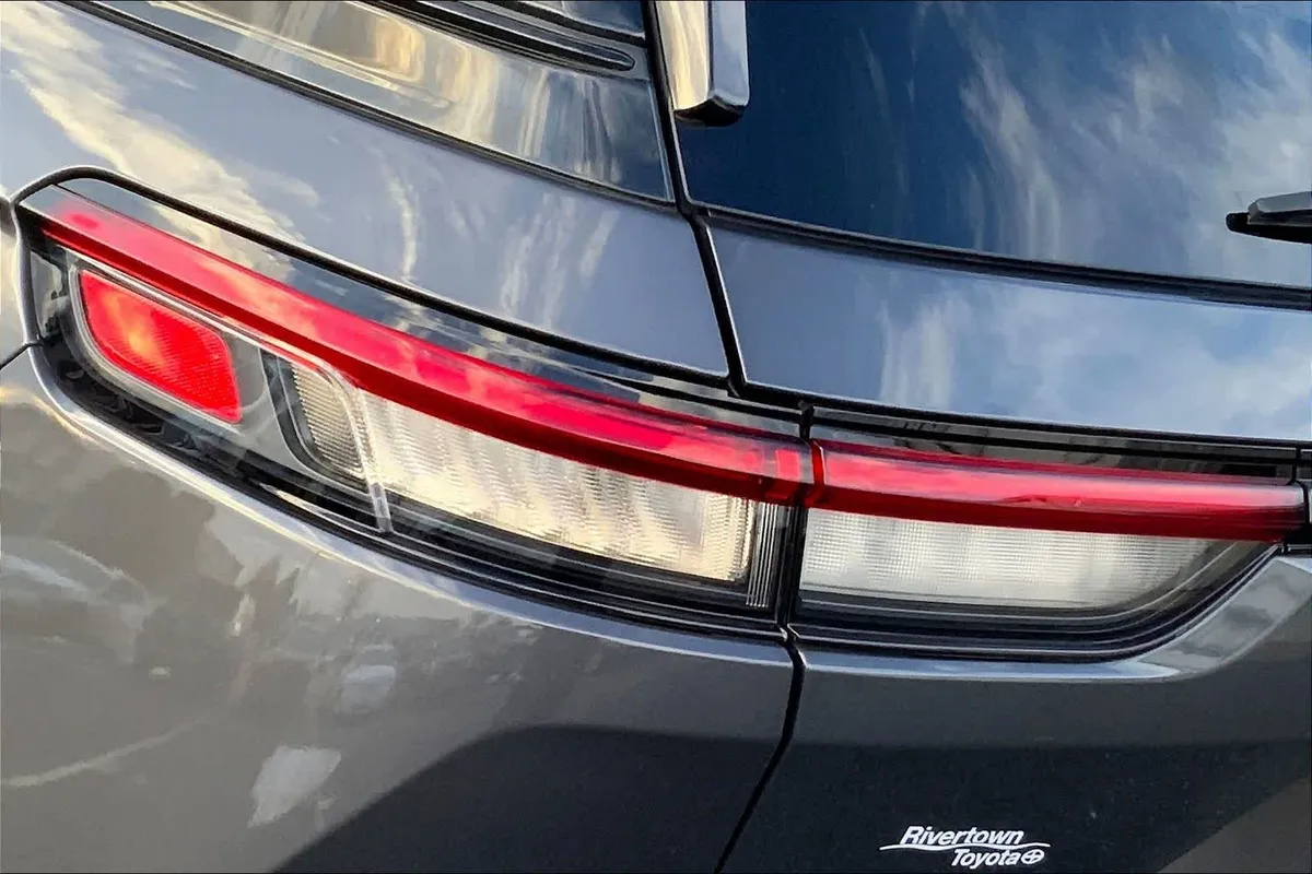 2022 Jeep Grand Cherokee 4xe Trailhawk thumbnail 27