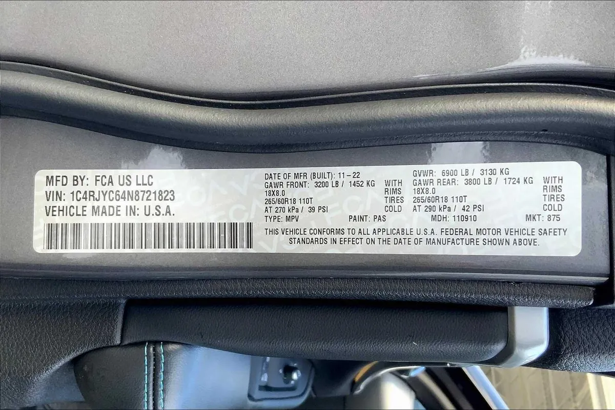 2022 Jeep Grand Cherokee 4xe Trailhawk thumbnail 31