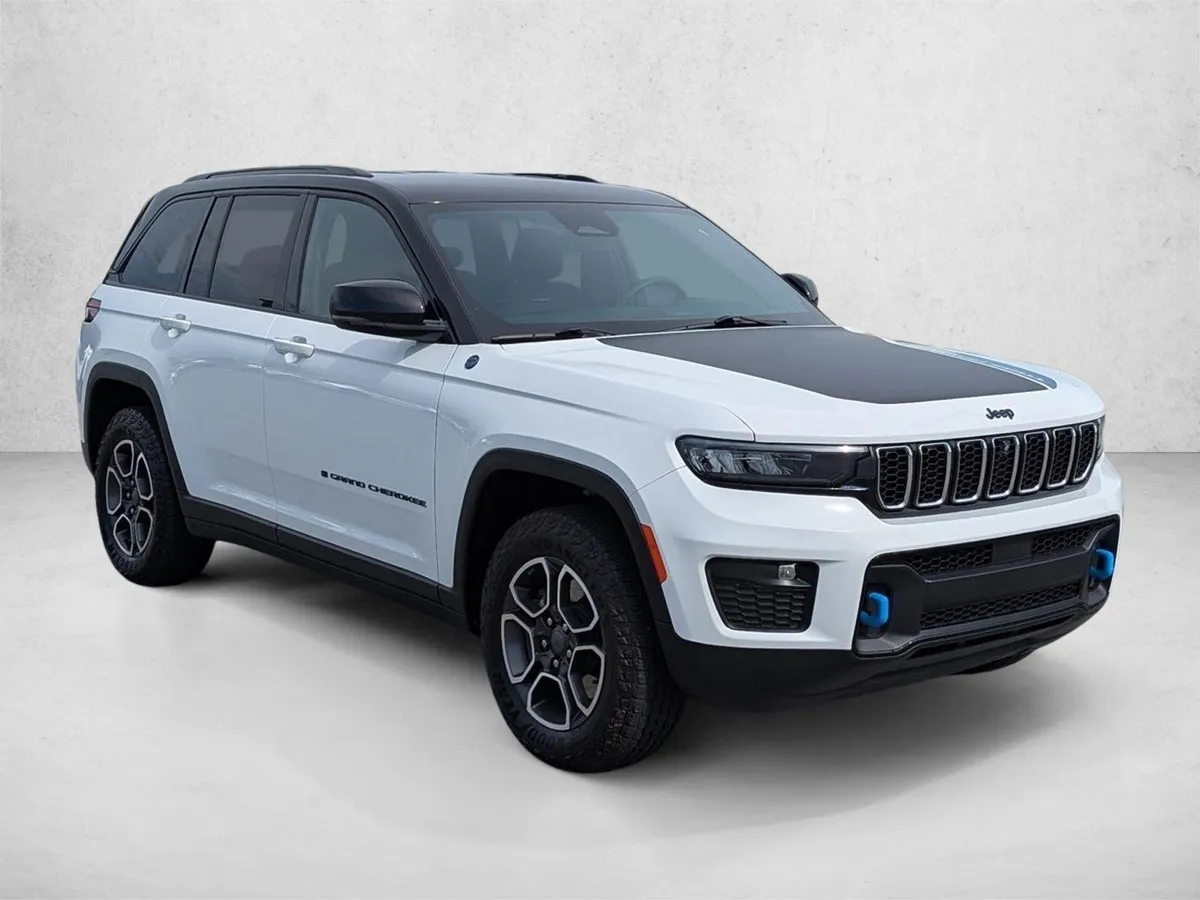 2022 Jeep Grand Cherokee 4xe Trailhawk thumbnail 2