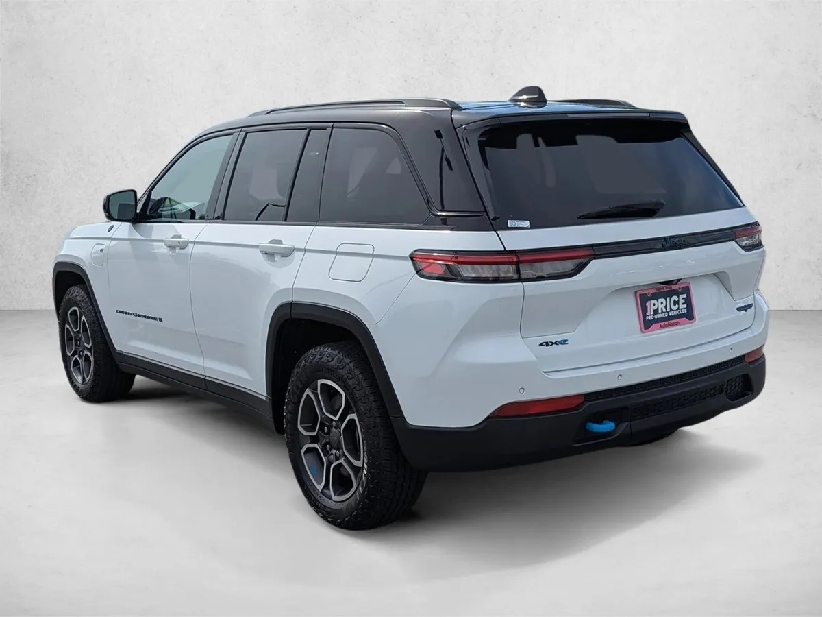 2022 Jeep Grand Cherokee 4xe Trailhawk thumbnail 6