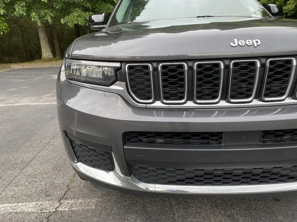 2022 Jeep Grand Cherokee L Laredo thumbnail 13