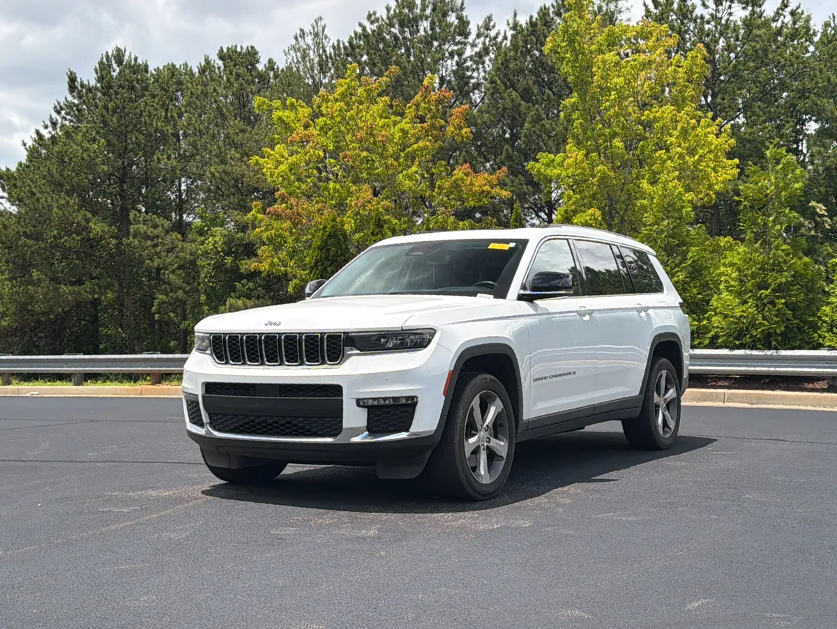 2022 Jeep Grand Cherokee L Limited thumbnail 10