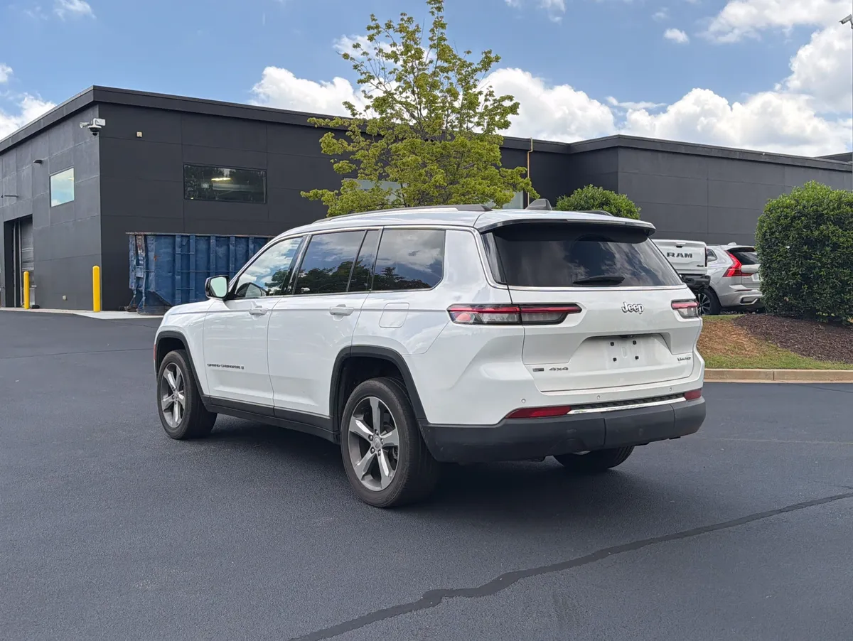 2022 Jeep Grand Cherokee L Limited thumbnail 12