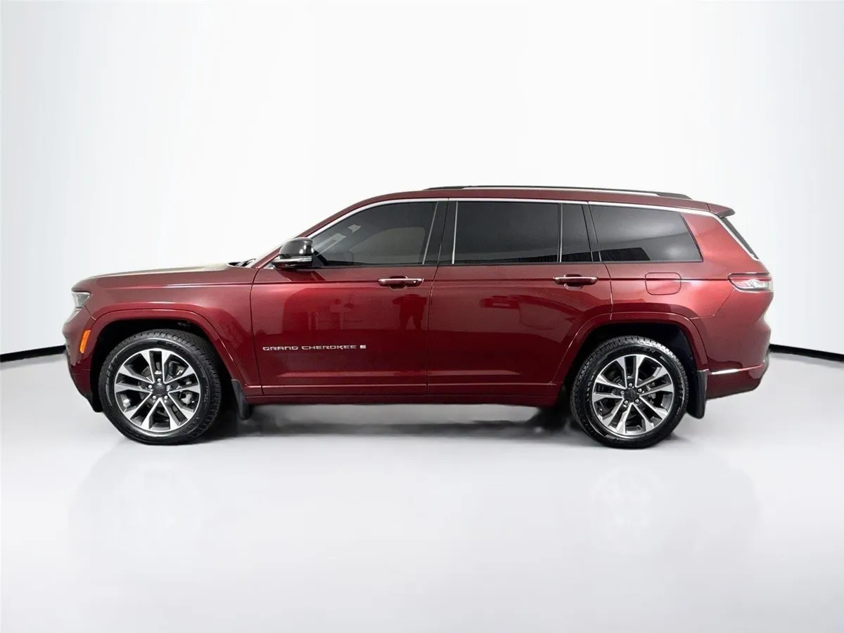 2022 Jeep Grand Cherokee L Overland thumbnail 14