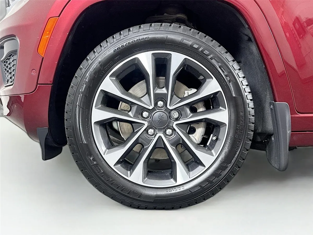 2022 Jeep Grand Cherokee L Overland thumbnail 47