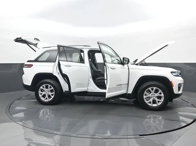 2022 Jeep Grand Cherokee Limited thumbnail 33