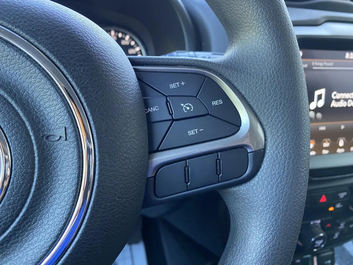 2022 Jeep Renegade Sport thumbnail 19
