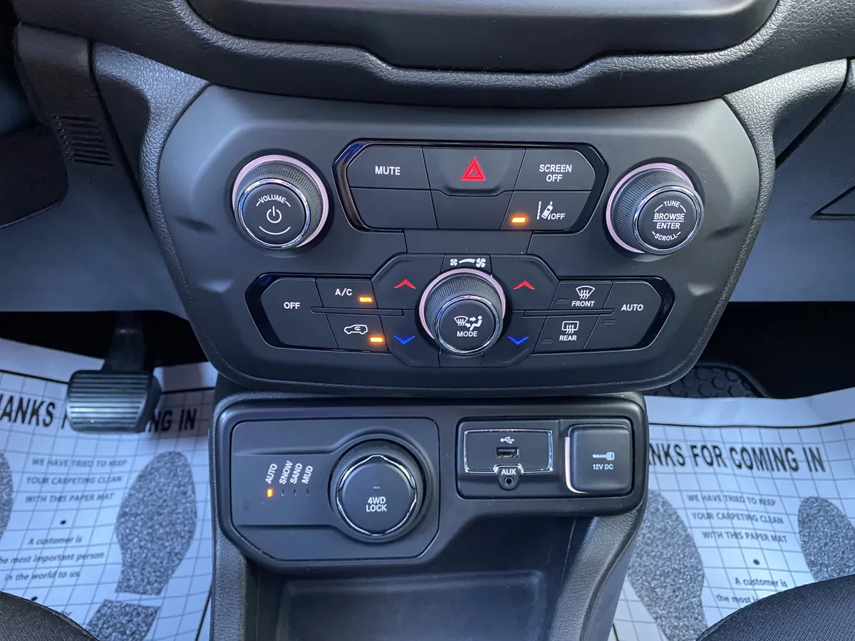 2022 Jeep Renegade Sport thumbnail 27