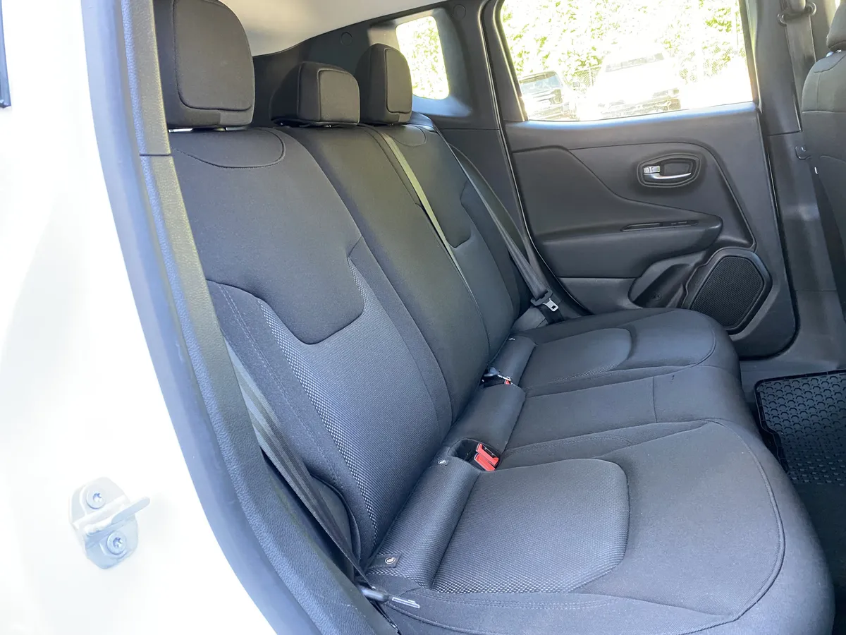 2022 Jeep Renegade Sport thumbnail 33