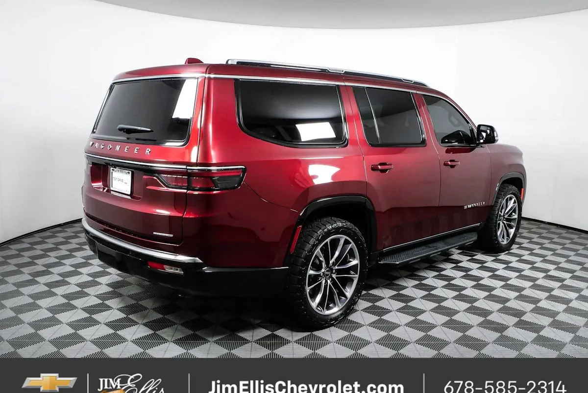 2022 Jeep Wagoneer Series II 4x4 thumbnail 3
