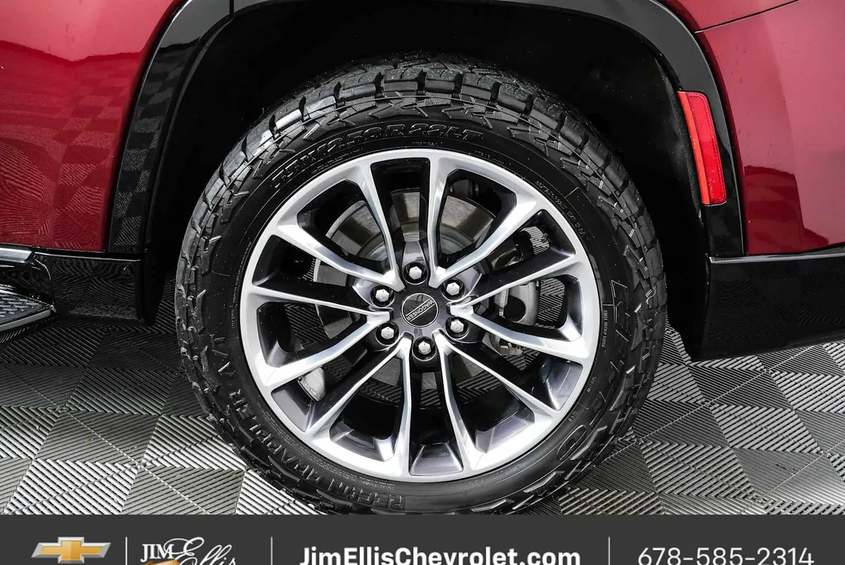 2022 Jeep Wagoneer Series II 4x4 thumbnail 39