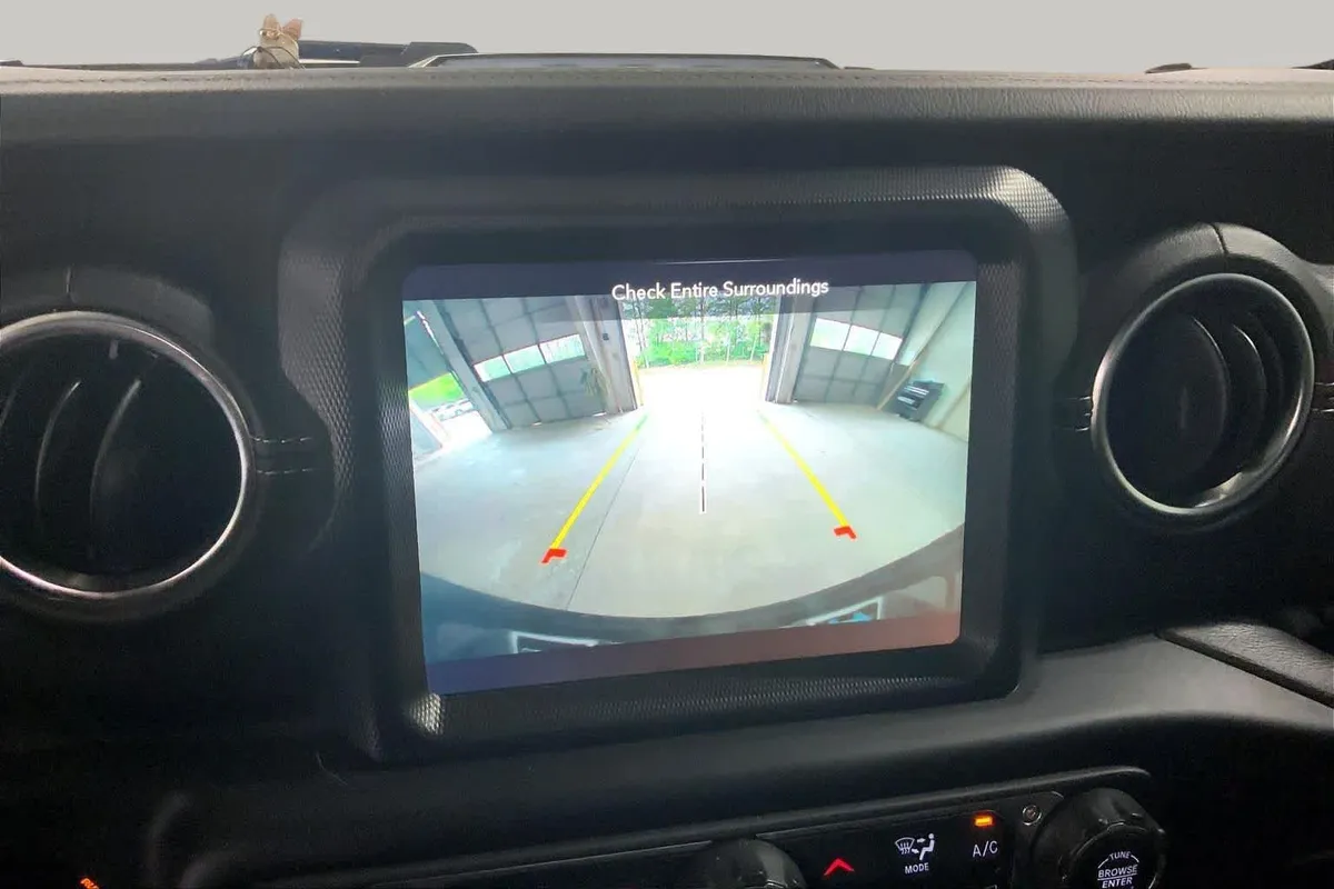 2022 Jeep Wrangler 4xe Unlimited Sahara thumbnail 28