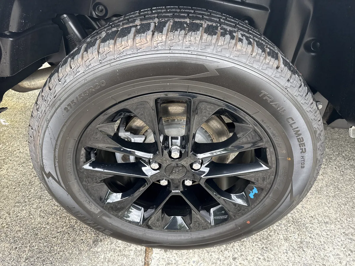 2022 Jeep Wrangler 4xe Unlimited Sahara thumbnail 19