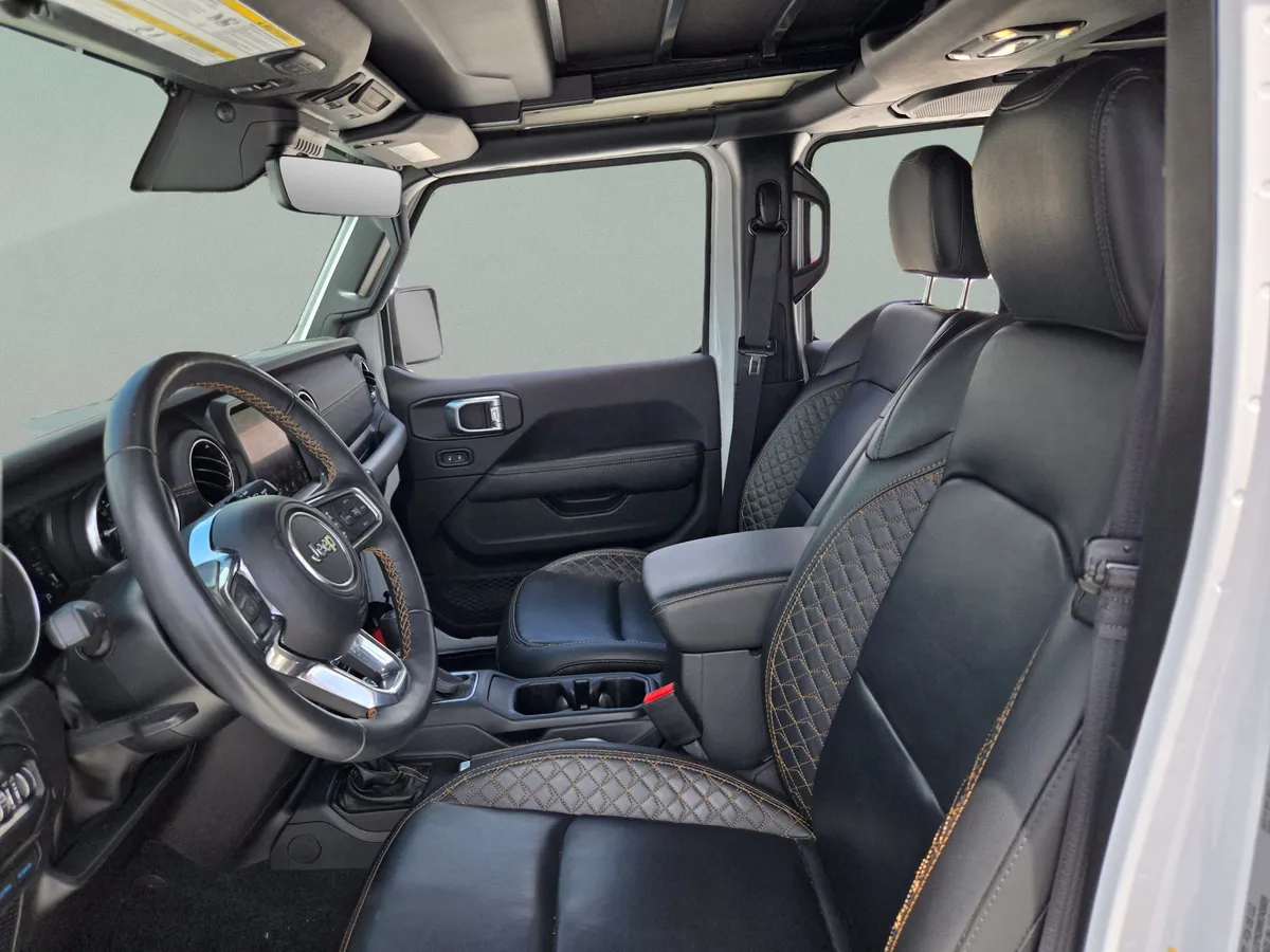 2022 Jeep Wrangler 4xe Unlimited Sahara High Altitude thumbnail 15