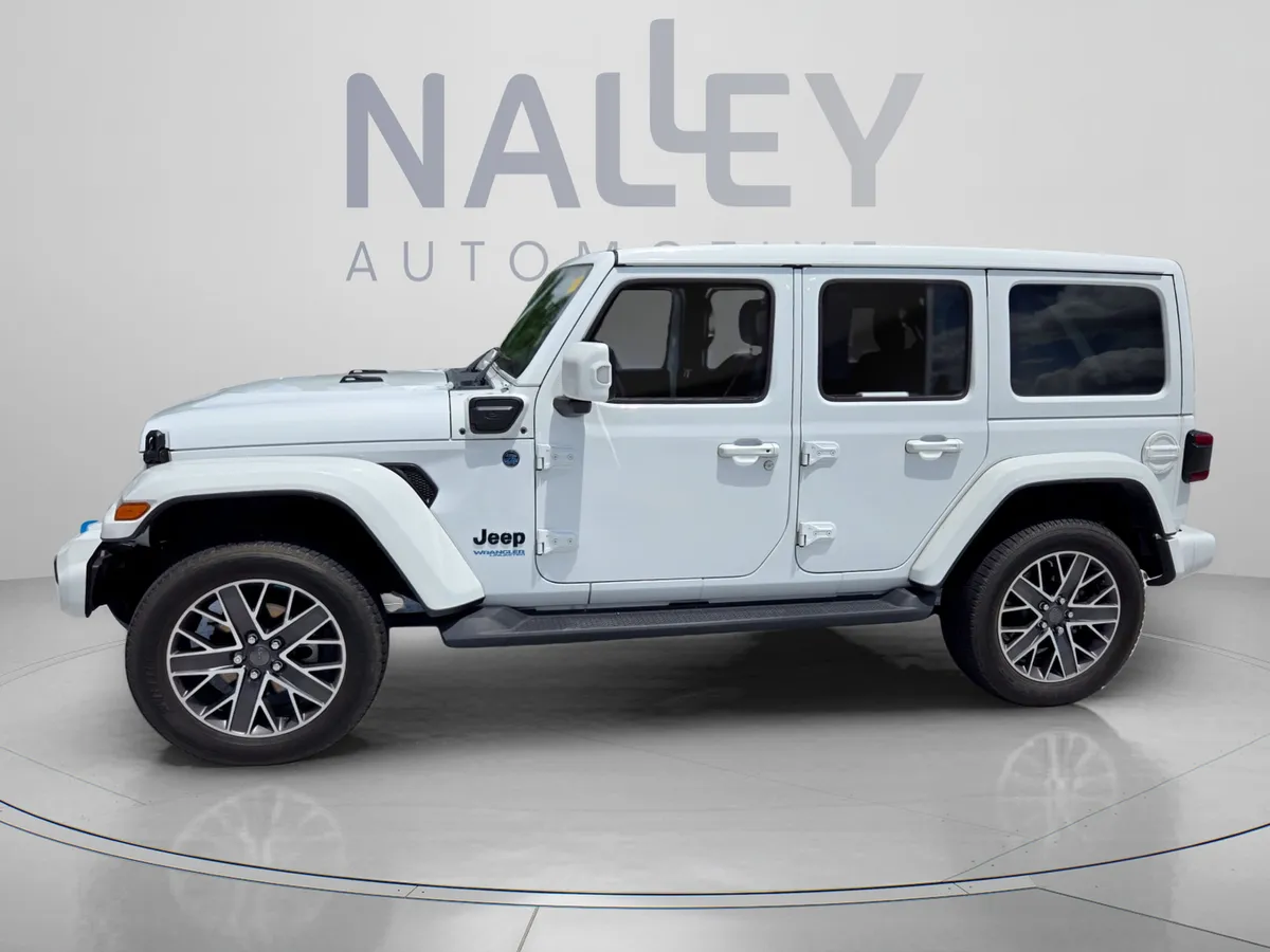 2022 Jeep Wrangler 4xe Unlimited Sahara High Altitude thumbnail 2