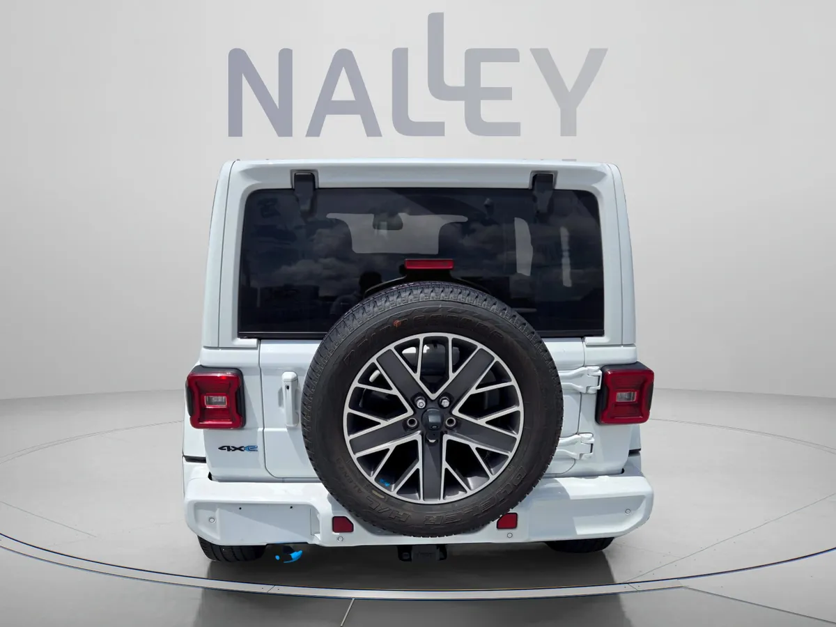 2022 Jeep Wrangler 4xe Unlimited Sahara High Altitude thumbnail 5