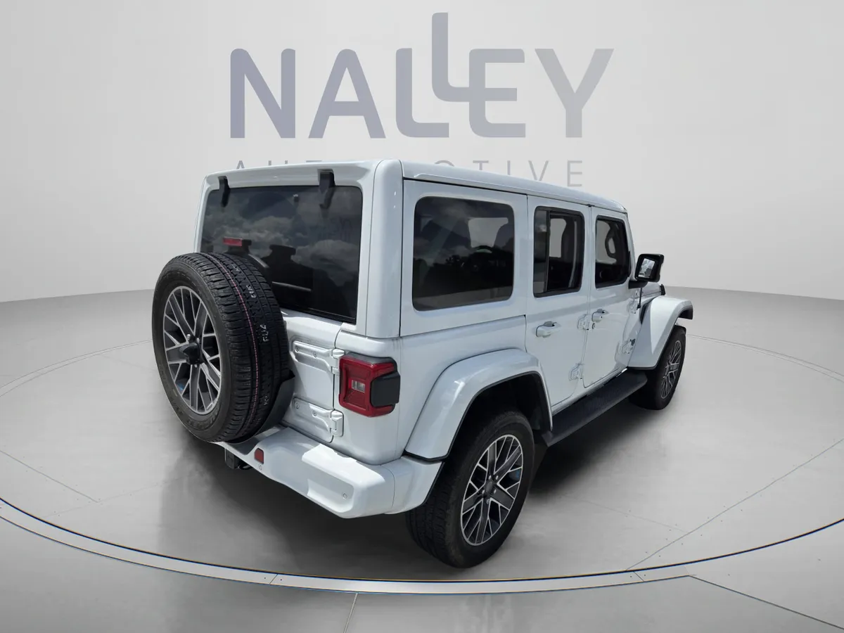 2022 Jeep Wrangler 4xe Unlimited Sahara High Altitude thumbnail 6