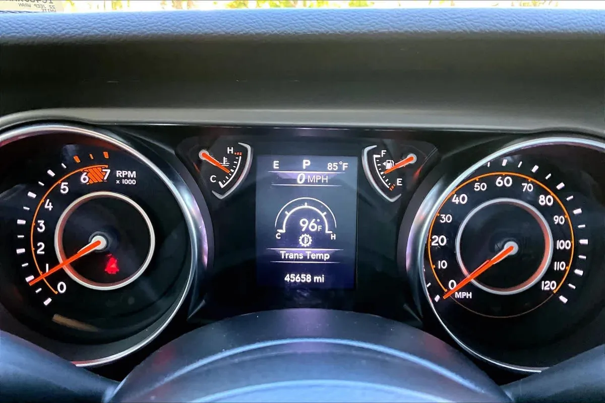 2022 Jeep Wrangler Sport thumbnail 23