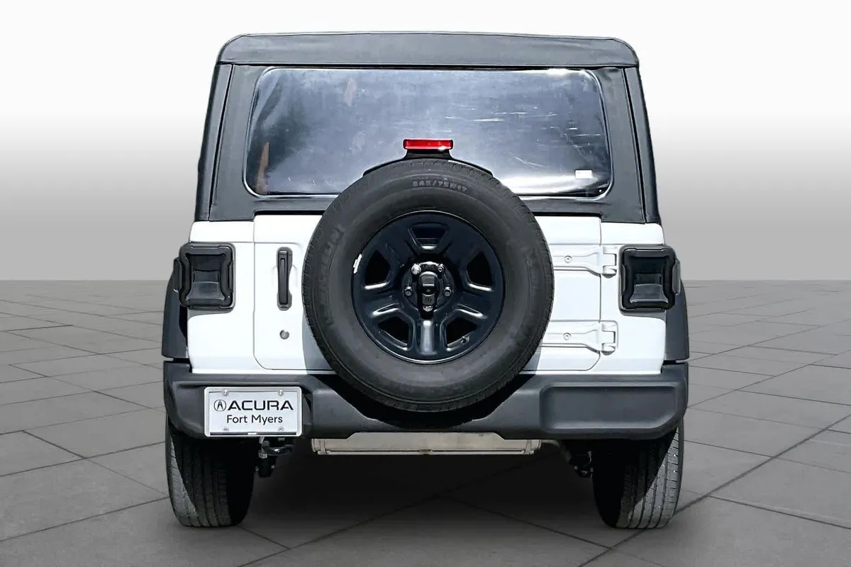 2022 Jeep Wrangler Sport thumbnail 5