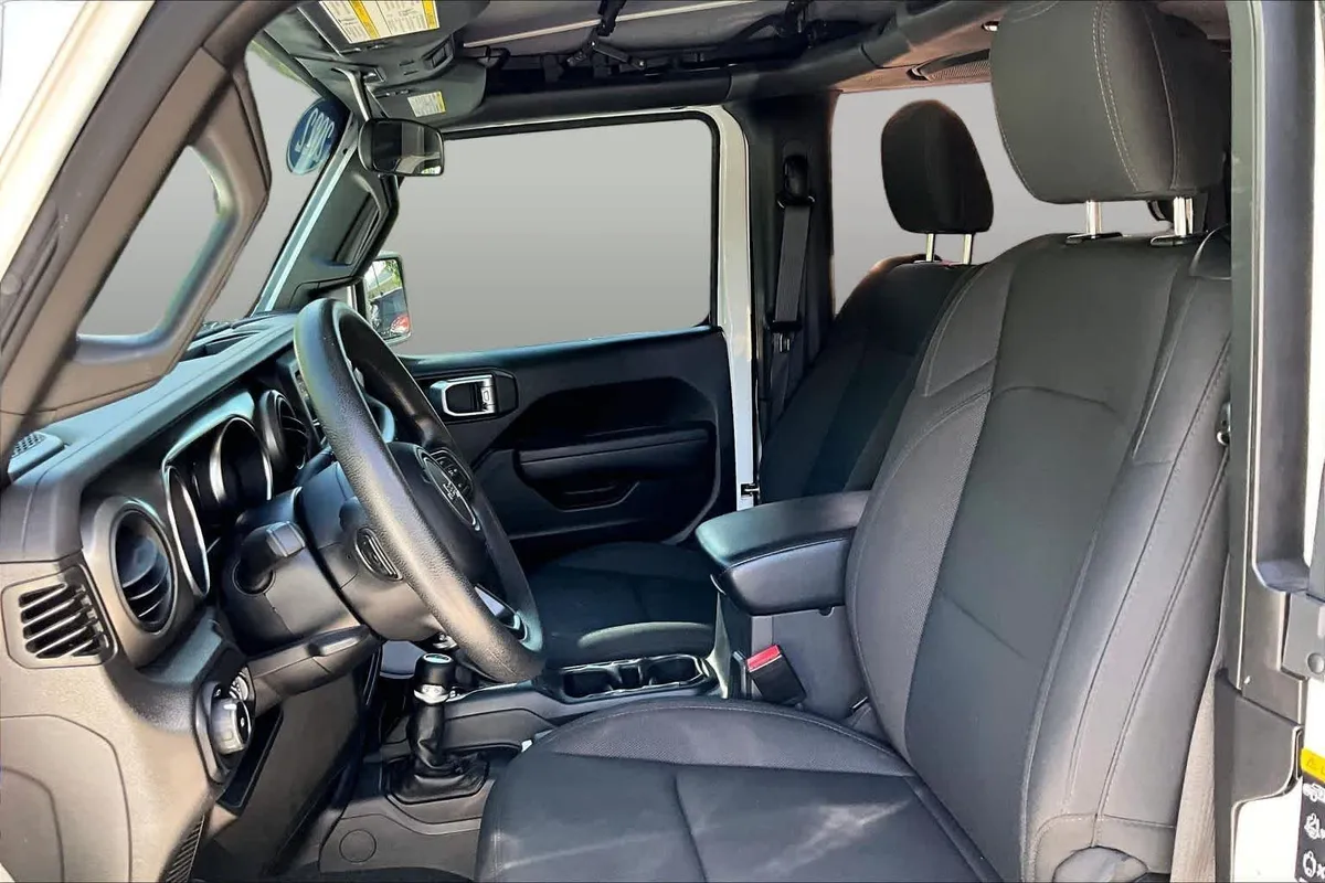2022 Jeep Wrangler Sport thumbnail 8
