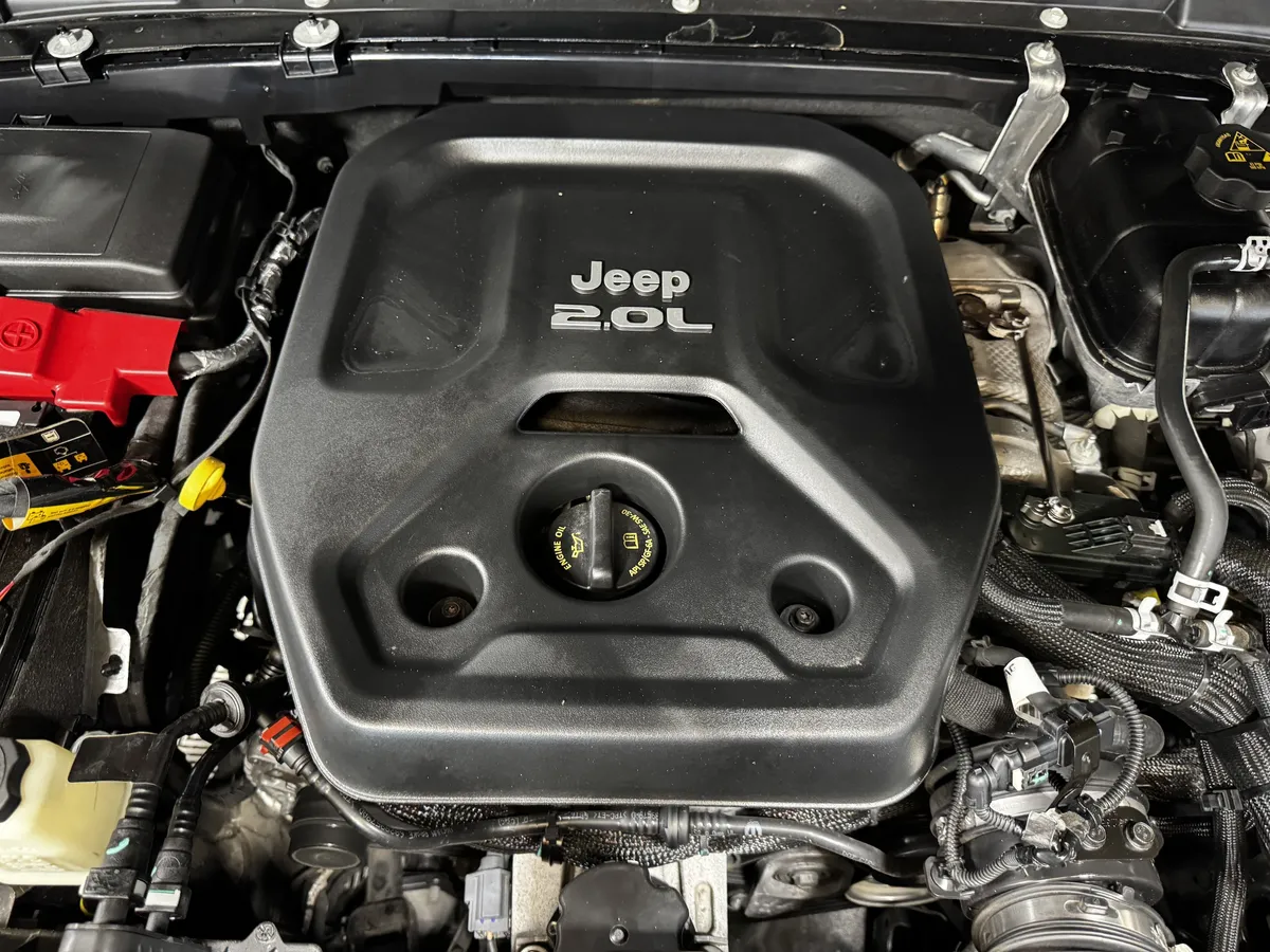 2022 Jeep Wrangler Sport S thumbnail 37
