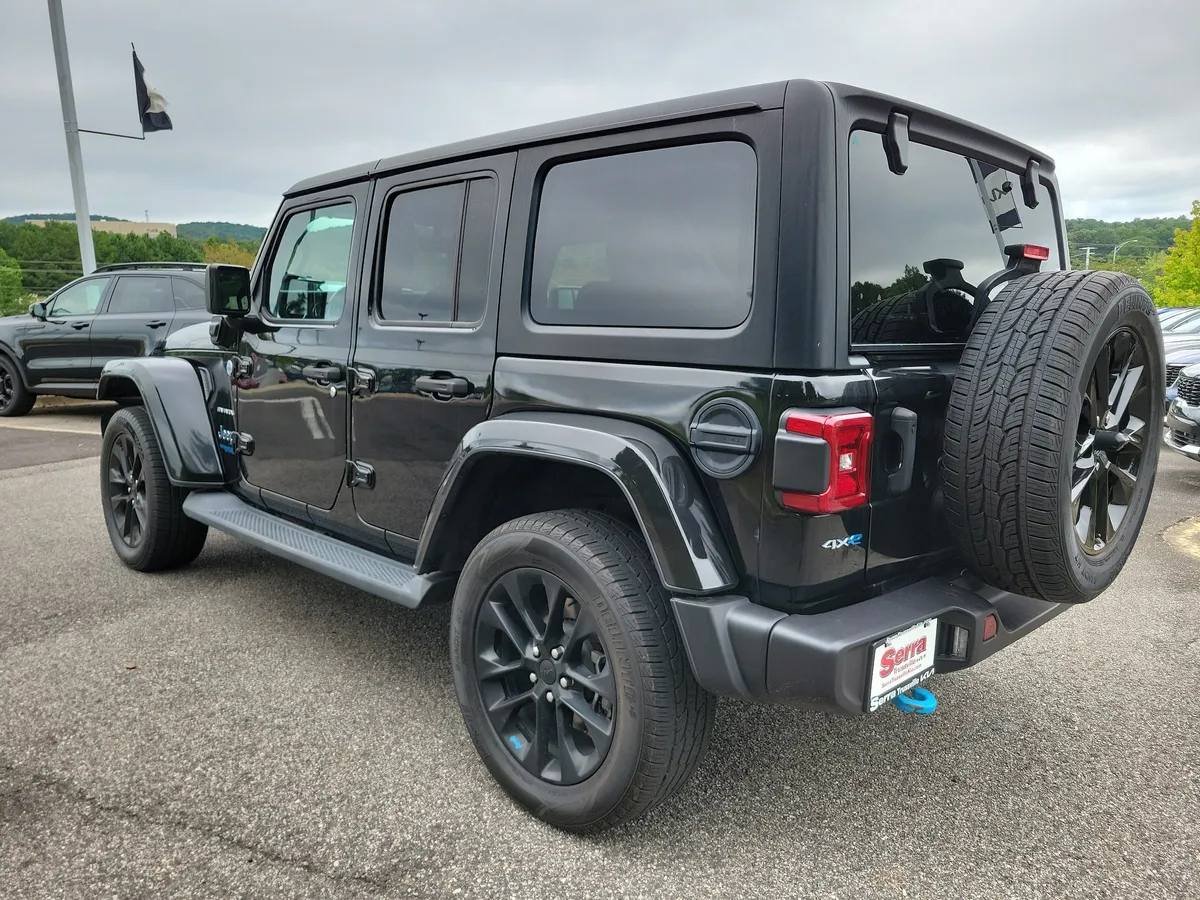 2022 Jeep Wrangler Unlimited 4xe Sahara thumbnail 3