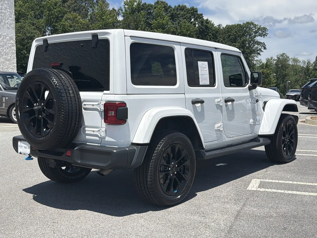 2022 Jeep Wrangler Unlimited 4xe Sahara thumbnail 29