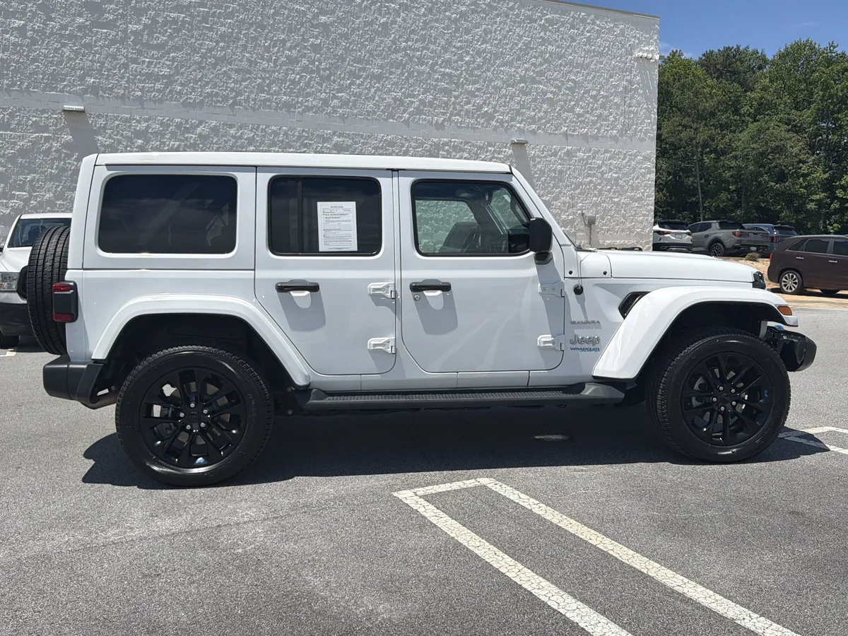2022 Jeep Wrangler Unlimited 4xe Sahara thumbnail 30