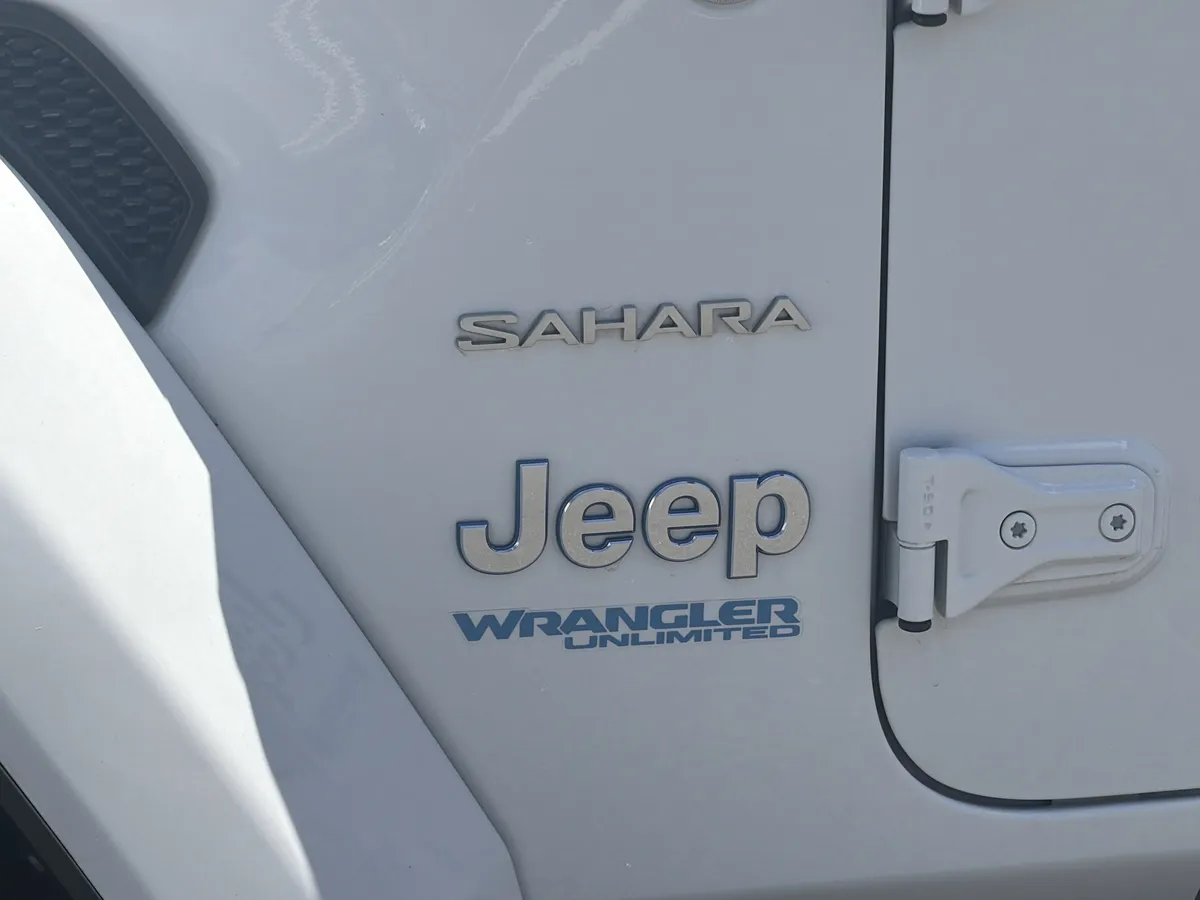 2022 Jeep Wrangler Unlimited 4xe Sahara thumbnail 36