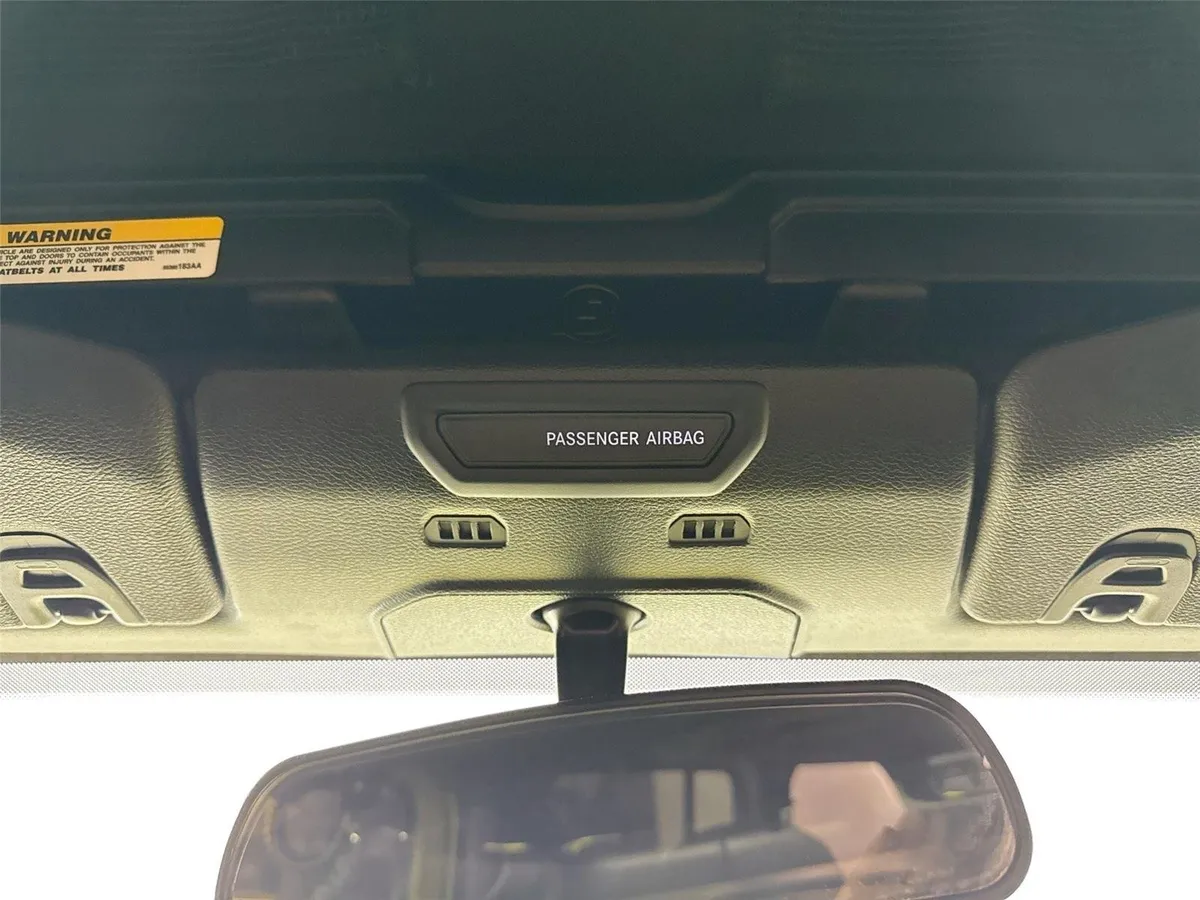 2022 Jeep Wrangler Unlimited High Tide thumbnail 6