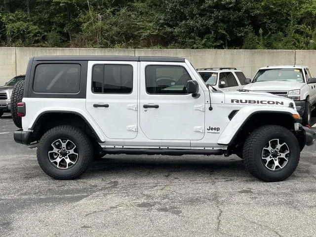 2022 Jeep Wrangler Unlimited Rubicon thumbnail 2