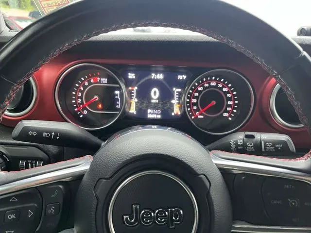 2022 Jeep Wrangler Unlimited Rubicon thumbnail 24