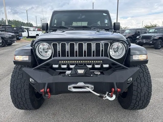 2022 Jeep Wrangler Unlimited Sahara thumbnail 2
