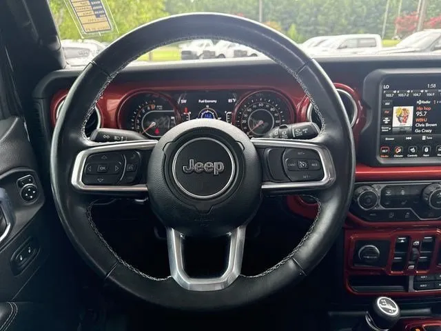 2022 Jeep Wrangler Unlimited Sahara thumbnail 23