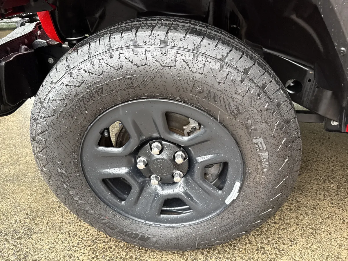 2022 Jeep Wrangler Unlimited Sahara thumbnail 12