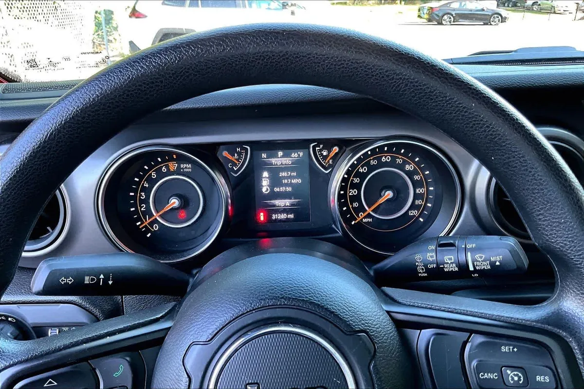 2022 Jeep Wrangler Unlimited Willys Sport thumbnail 24