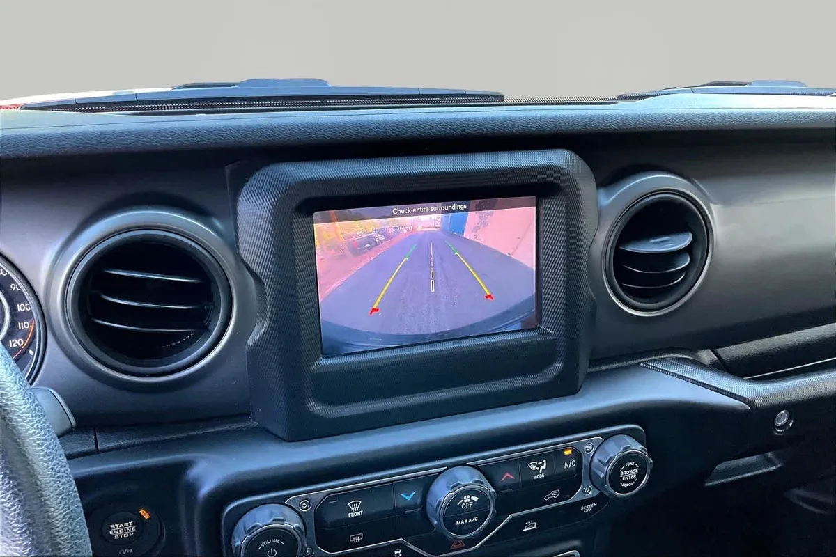 2022 Jeep Wrangler Unlimited Willys Sport thumbnail 25