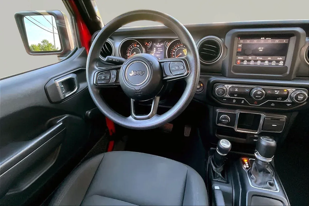 2022 Jeep Wrangler Unlimited Willys Sport thumbnail 6