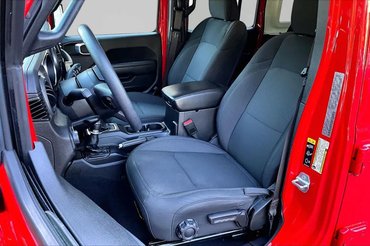 2022 Jeep Wrangler Unlimited Willys Sport thumbnail 8