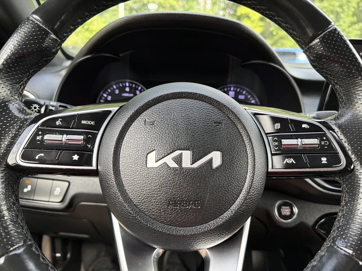 2022 Kia Forte GT-Line thumbnail 14