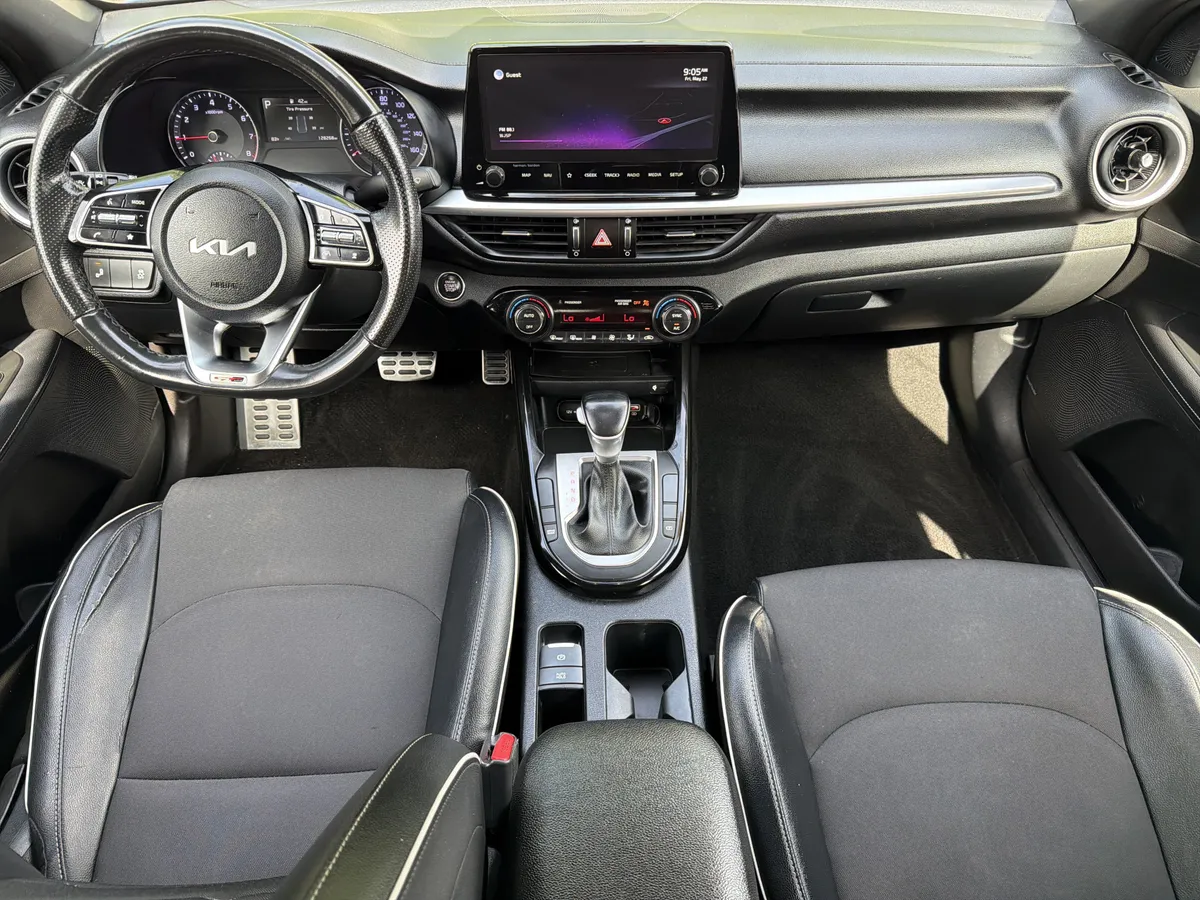 2022 Kia Forte GT-Line thumbnail 3