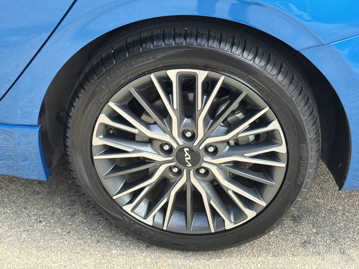 2022 Kia Forte GT-Line thumbnail 31